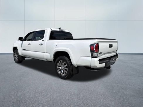 Used 2023 Toyota Tacoma Limited AWD/4WD image 7