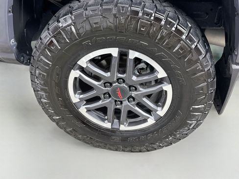Used 2024 Toyota Tacoma TRD Sport w/ TRD Sport Premium Package AWD/4WD image 28