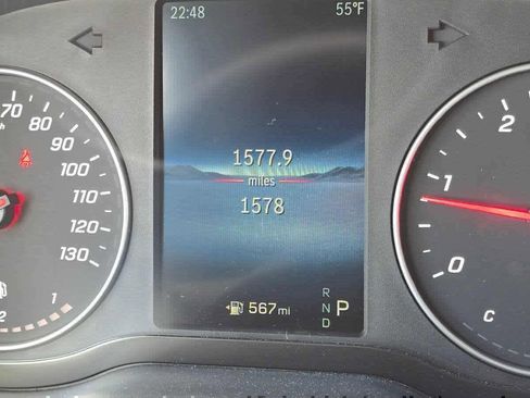 Used 2025 Mercedes-Benz Sprinter 2500 image 32