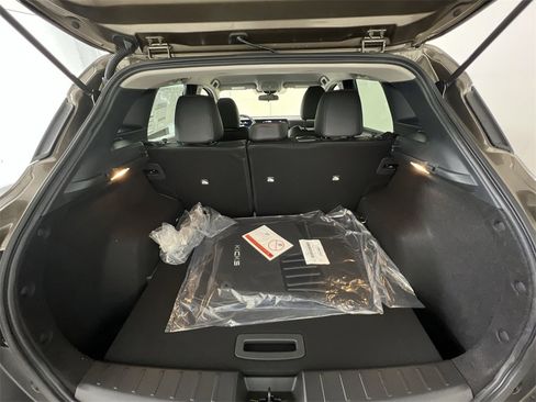 New 2026 Nissan Kicks SR image 20