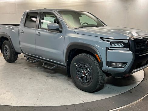 New 2026 Nissan Frontier PRO-4X w/ Pro-4x Convenience Package image 7