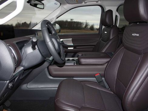 New 2025 Ford Expedition Max Platinum w/ Platinum Ultimate Package image 23