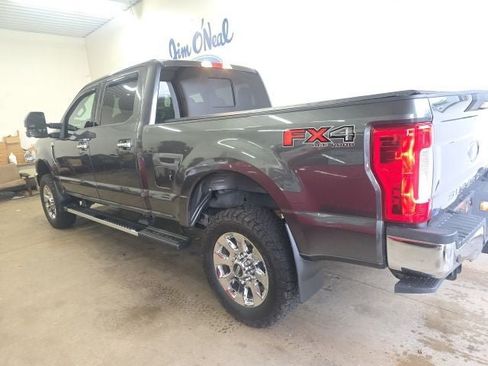 Used 2019 Ford F250 Lariat w/ Chrome Package AWD/4WD image 23