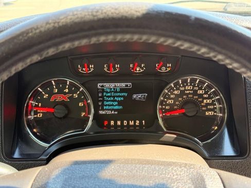 Used 2014 Ford F150 FX4 w/ Equipment Group 402A Luxury AWD/4WD image 34