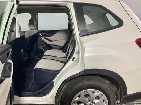 Used 2021 Subaru Forester AWD/4WD image 28