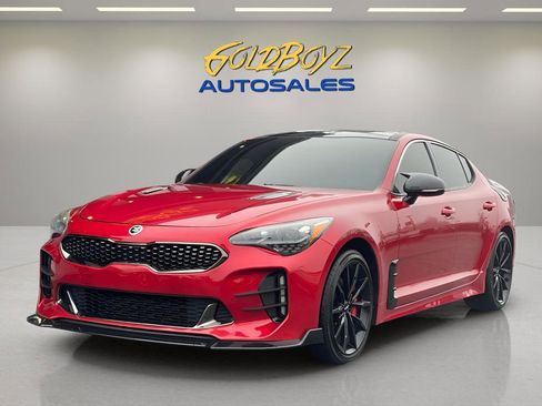 Used 2018 Kia Stinger GT2 image 7
