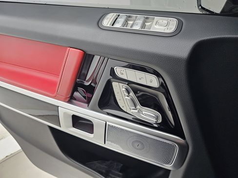 Certified 2024 Mercedes-Benz G 63 AMG 4MATIC image 11
