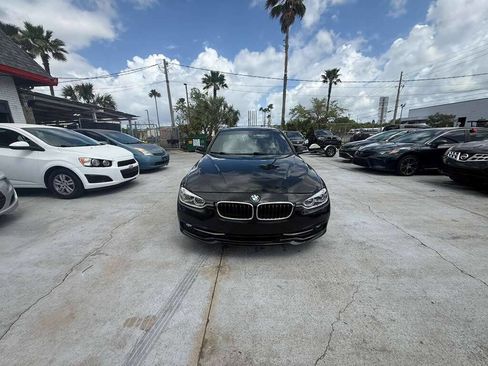 Used 2017 BMW 330i Sedan w/ Premium Package RWD image 1