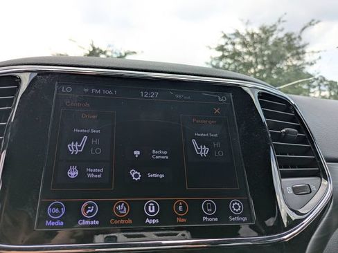 Used 2020 Jeep Grand Cherokee Altitude RWD image 26