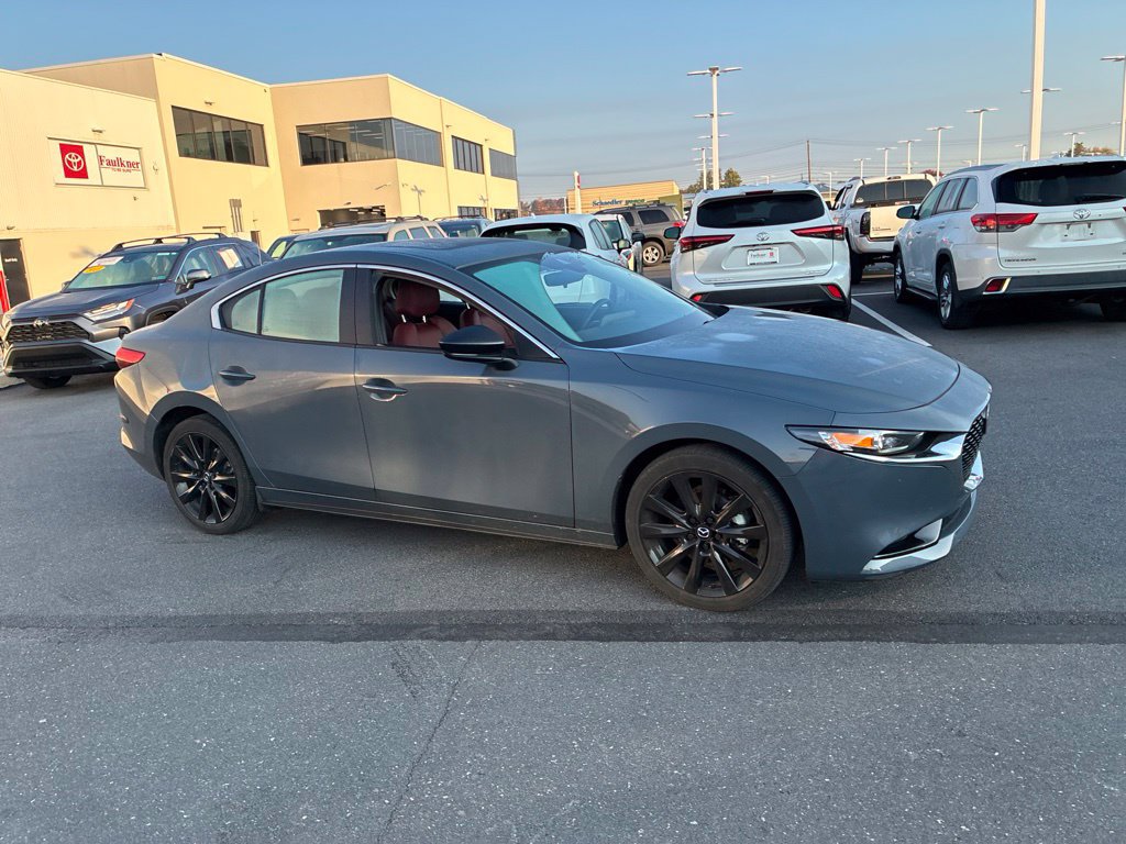 Used 2023 MAZDA MAZDA3 s FWD image 3