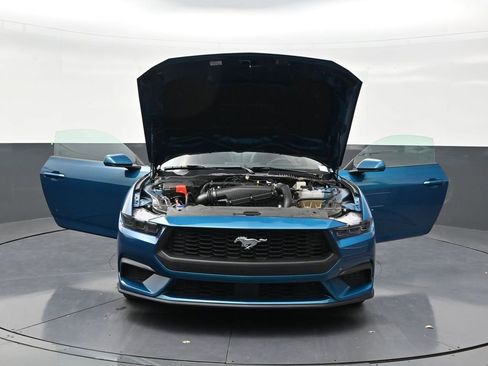 Used 2026 Ford Mustang Coupe RWD image 34
