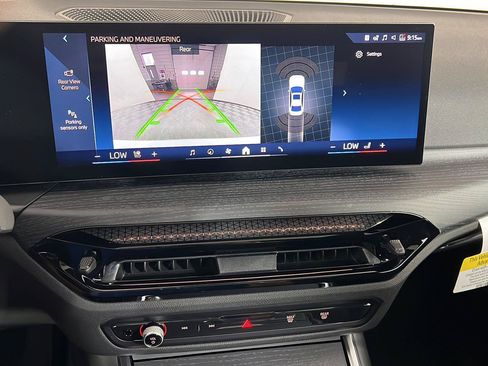 New 2026 BMW 330i xDrive Sedan w/ Convenience Package AWD/4WD image 23