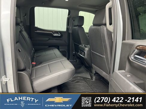 Used 2025 GMC Sierra 1500 Elevation w/ Elevation Premium Package AWD/4WD image 13