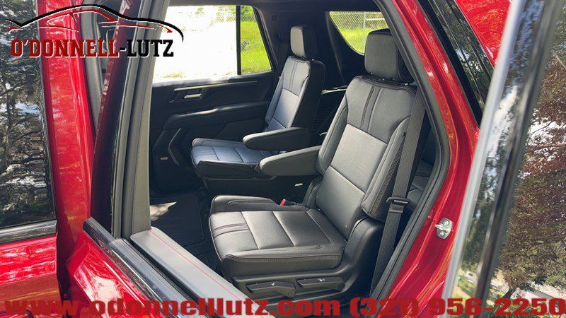 Used 2025 Chevrolet Tahoe RST w/ Comfort Package AWD/4WD image 13