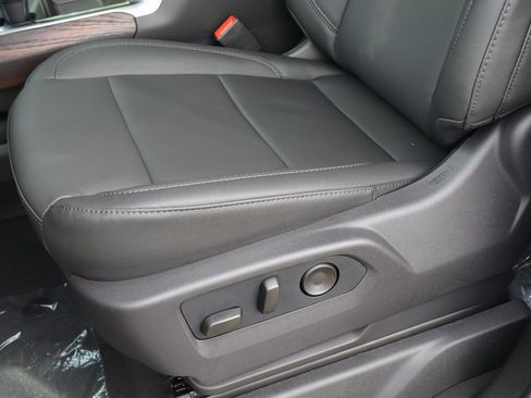 New 2026 GMC Sierra 1500 SLT w/ SLT Premium Plus Package image 14