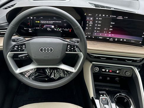 New 2025 Audi Q5 Premium Plus image 13