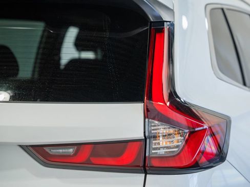 Used 2023 Honda CR-V Sport image 6