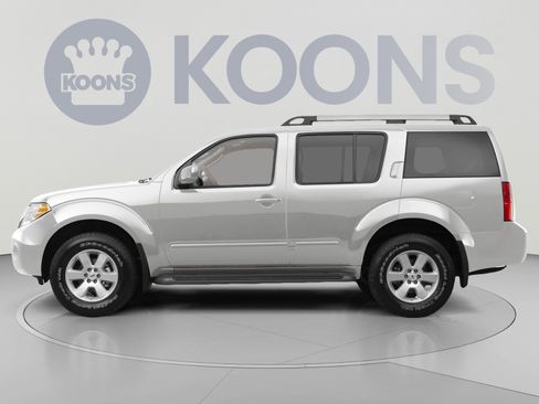 Used 2012 Nissan Pathfinder SV AWD/4WD image 2