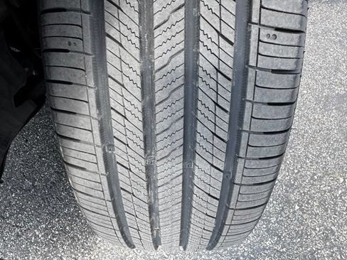 Used 2024 Honda Pilot EX-L image 29