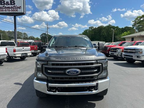 Used 2020 Ford F250 XL w/ STX Appearance Package image 2