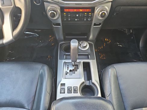 Used 2012 Toyota 4Runner Limited AWD/4WD image 25