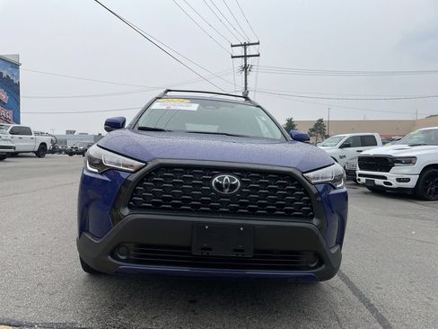 Used 2024 Toyota Corolla Cross LE w/ Moonroof Package AWD/4WD image 5