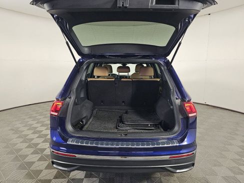 Used 2022 Volkswagen Tiguan SE AWD/4WD image 23