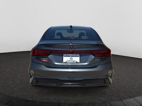 Used 2023 Kia Forte GT-Line w/ GT-Line Premium Package FWD image 6