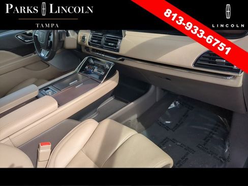 Used 2023 Lincoln Navigator Reserve AWD/4WD image 10