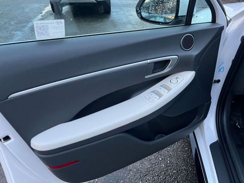Used 2025 Hyundai Sonata SEL image 18
