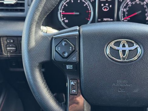 Used 2020 Toyota 4Runner TRD Off-Road Premium w/ Moonroof Package AWD/4WD image 26
