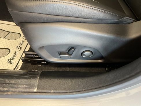 New 2026 Jeep Compass Limited image 8