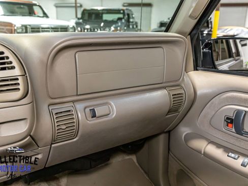 Used 1997 Chevrolet Suburban 2WD w/ Preferred Equipment Group 3 image 70