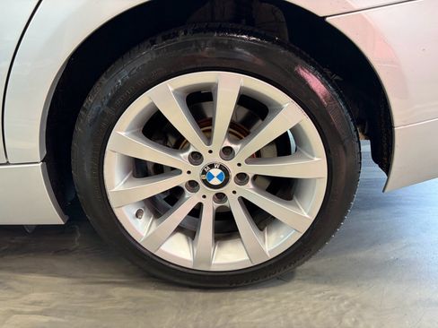 Used 2011 BMW 328i xDrive Sedan AWD/4WD image 19