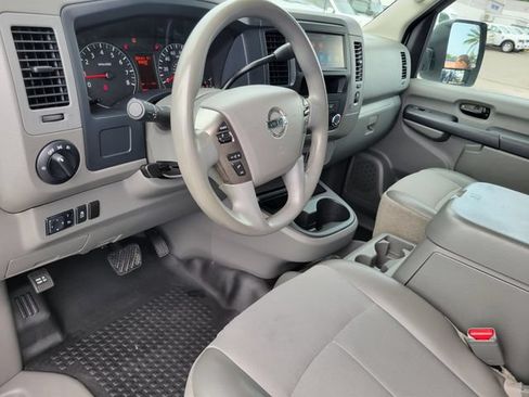 Used 2020 Nissan NV 2500 SV RWD image 12