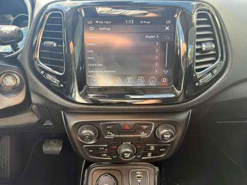 Used 2021 Jeep Compass Limited AWD/4WD image 21