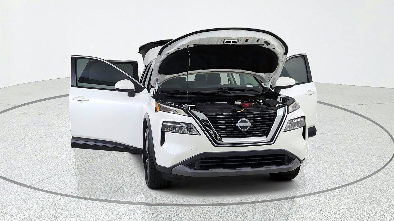 Certified 2023 Nissan Rogue SV FWD image 9