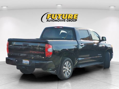 Used 2017 Toyota Tundra Limited w/ Limited Premium Package RWD image 7