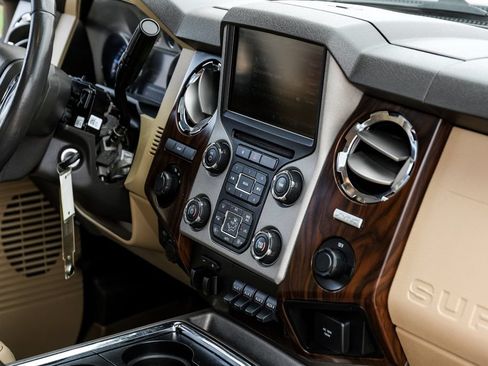 Used 2016 Ford F350 Lariat w/ Lariat Ultimate Package AWD/4WD image 21