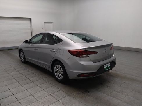 Used 2020 Hyundai Elantra SE w/ Cargo Package (C1) FWD image 5