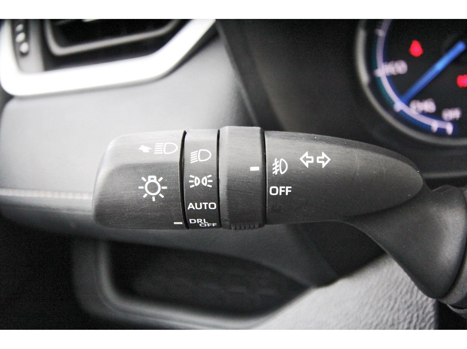 Used 2024 Toyota RAV4 XLE Premium w/ Weather Package AWD/4WD image 17