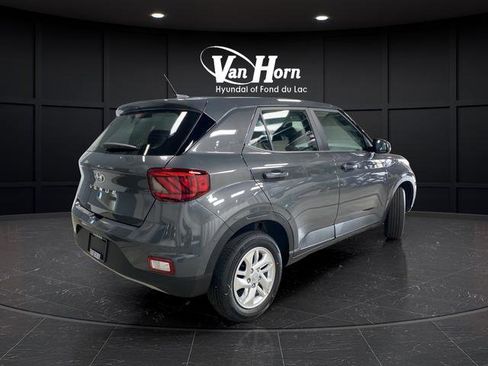 New 2026 Hyundai Venue SE FWD image 7