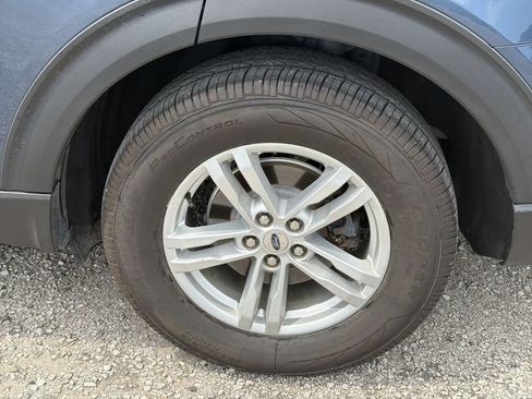 Used 2020 Ford Explorer XLT w/ Comfort Package RWD image 32