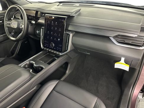 Used 2024 GMC Acadia Elevation w/ Luxury Package FWD image 36