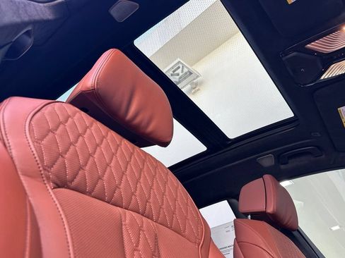 New 2026 BMW X7 M60i AWD/4WD image 18