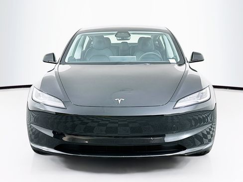 Used 2024 Tesla Model 3 RWD image 2