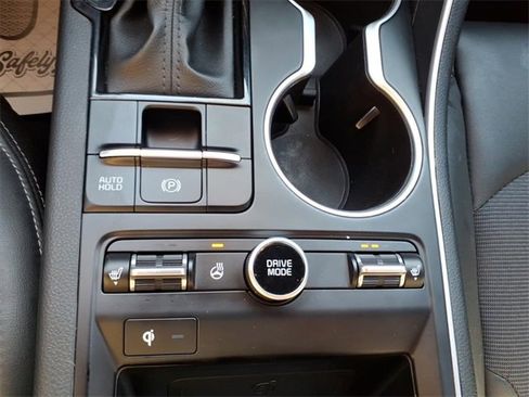 Used 2023 Kia K5 GT-Line image 31