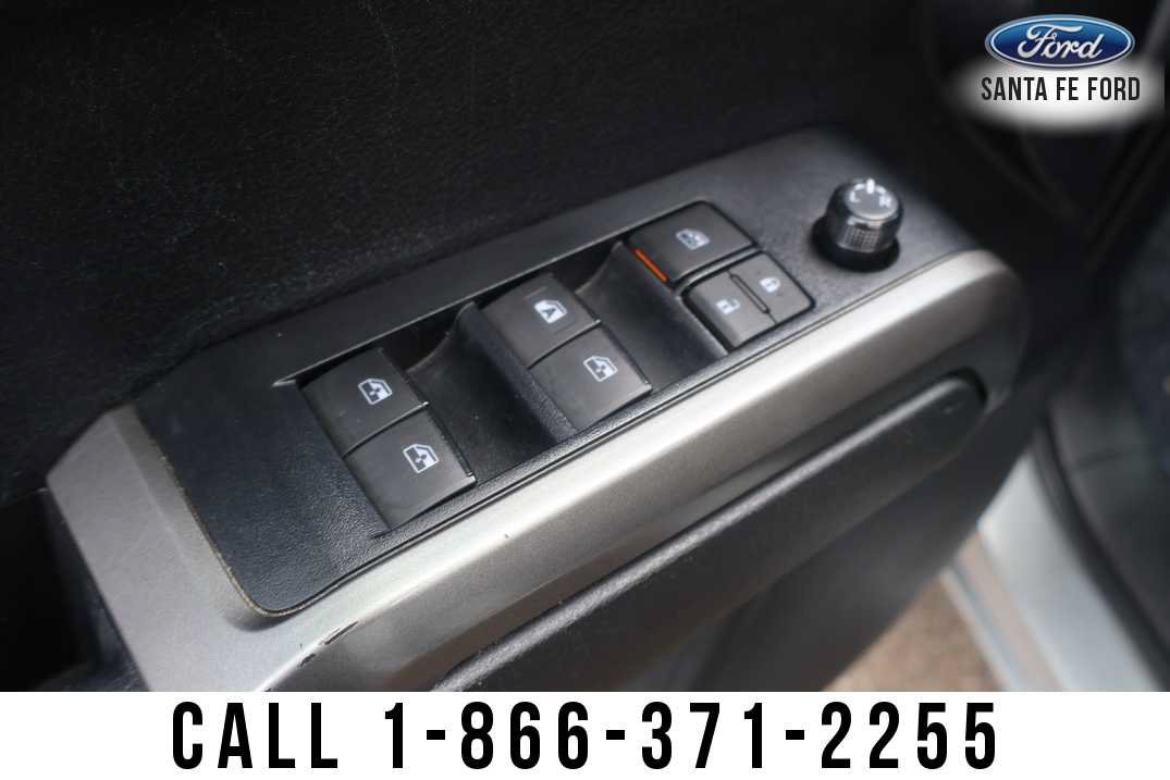 Used 2023 Toyota Tacoma SR5 RWD image 11