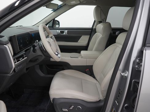 Used 2024 Hyundai Santa Fe SEL image 27