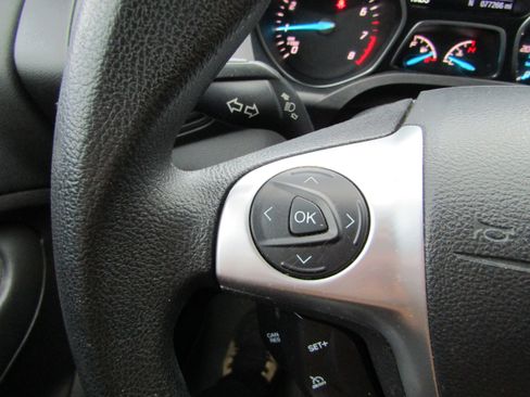 Used 2015 Ford Escape SE w/ Equipment Group 201A image 21